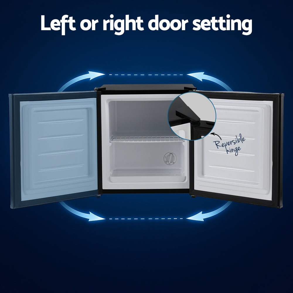 Devanti 31L Small Upright Freezer Vertical Freezer Black-4