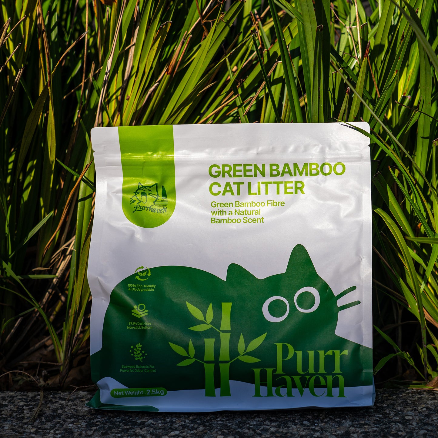 PurrHaven Bamboo Clumping Cat & Kitty Litter, 30kg 12 Pack,Dust Free,Natural Flusable,Easy to Clean,Odour Neutraliser,Rapid Liquid Absorption,Non-Toxic Formula